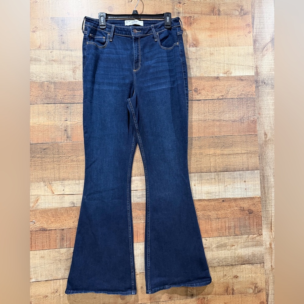 Hollister  Curvy High Rise Vintage Dark Flare Jeans Size 16 Long 17 Long 33 Long
